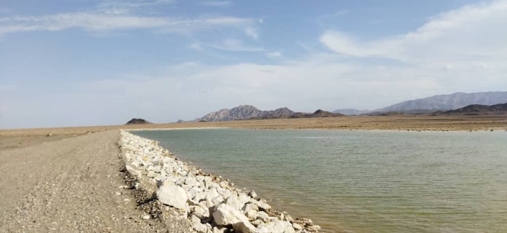 کنترل و آبگیری سیلاب روستای رحمت آباد از پروژه های اجرایی طرح ترسیب کربن شهرستان مروست